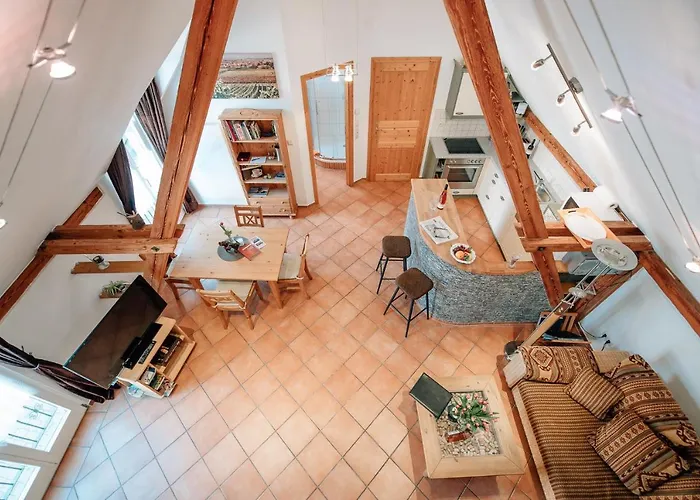Winzerhof & Weincafe Guempelein *